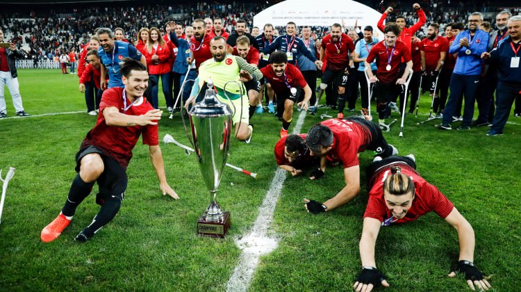 Avrupa Şampiyonu Türkiye Ampute Futbol Milli Takımı - TR Magazine