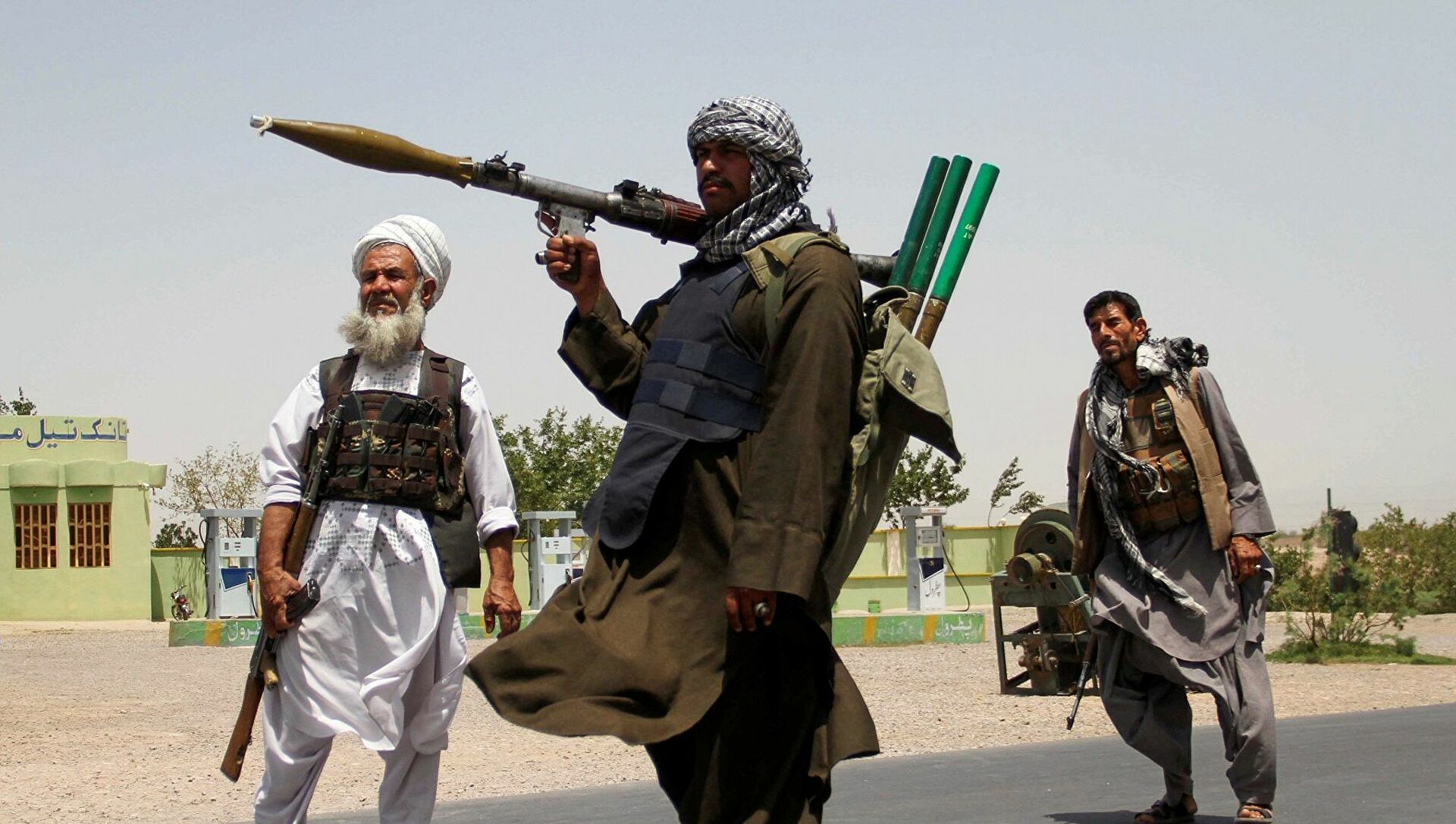 Taliban'ın "zaferi" diğer İslam ülkelerindeki radikal hareketleri  güçlendirir mi? | Independent Türkçe