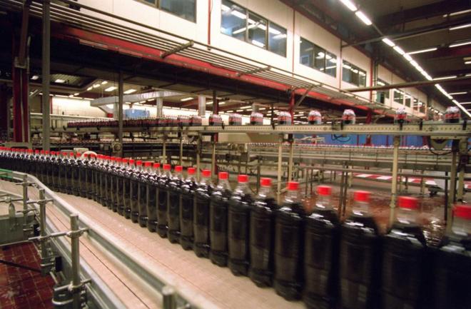 Coca-Cola paralizará su producción en Venezuela por falta de azúcar |  Economía | EL MUNDO